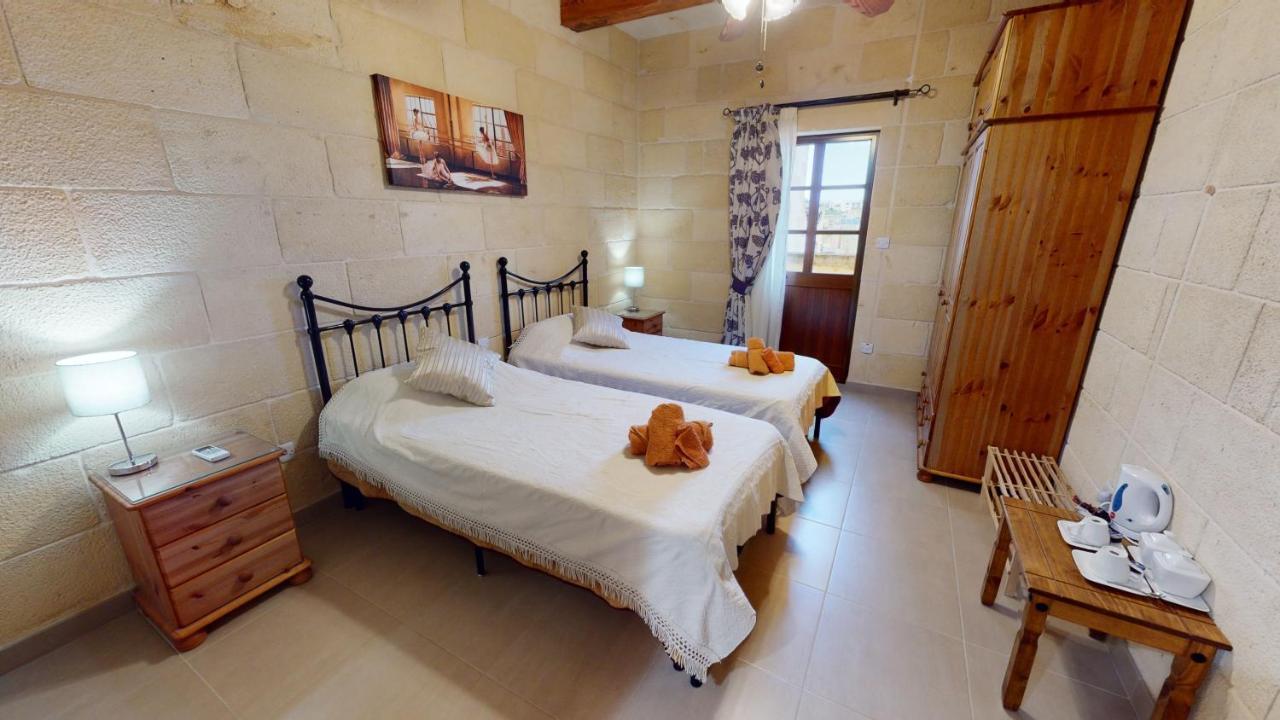 Qala Bed&Breakfast With Swimming Pool - Il-Wenniessa 외부 사진