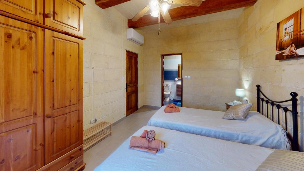 Qala Bed&Breakfast With Swimming Pool - Il-Wenniessa 외부 사진