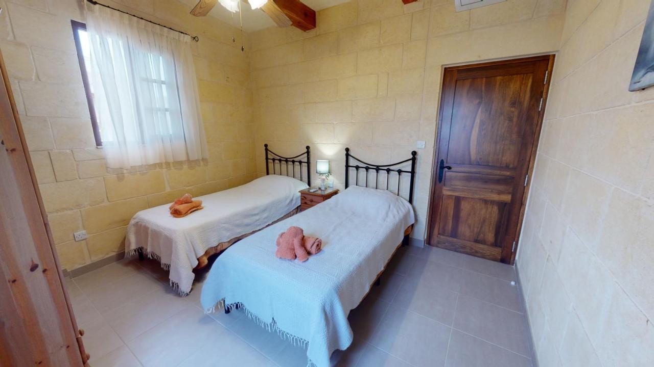 Qala Bed&Breakfast With Swimming Pool - Il-Wenniessa 외부 사진