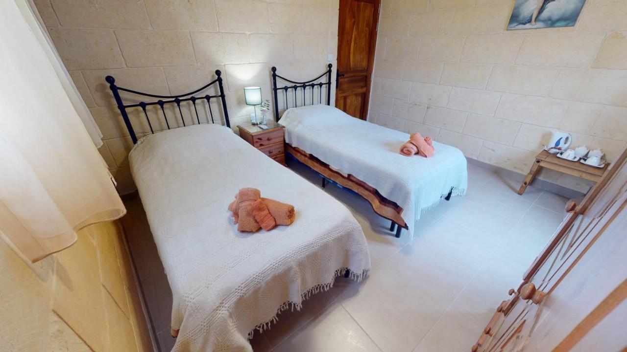 Qala Bed&Breakfast With Swimming Pool - Il-Wenniessa 외부 사진